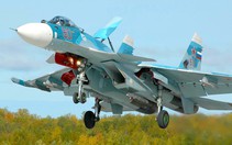 Ảnh tiêm kích hạm Su-33 phiên bản Flanker kỳ lạ nhất mà Nga từng chế tạo