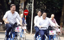 Thủ tướng Phạm Minh Chính và Thủ tướng Hà Lan đạp xe quanh phố phường Hà Nội