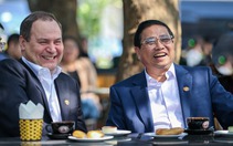 Hình ảnh báo chí 24h: Thủ tướng Phạm Minh Chính và Thủ tướng Belarus thưởng thức cà phê dưới chân Cột cờ Hà Nội