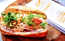 Bánh mì Việt Nam đứng thứ 7 trong 50 món ăn đường phố ngon nhất thế giới