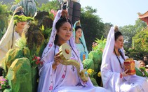 "Biển người" chen chân tại lễ hội Quan Thế Âm Đà Nẵng