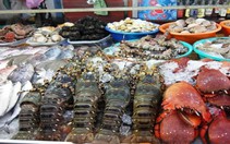 Không chặt chém nhóm khách ăn gần 12kg hải sản, nhà hàng ở Nha Trang vẫn bị phạt gần 21 triệu đồng lỗi quảng cáo