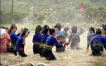 Đặc sắc “Tết té nước” dân tộc Lào ở Điện Biên