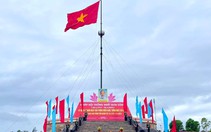 Xúc động lễ thượng cờ thống nhất non sông tại đôi bờ Hiền Lương - Bến Hải