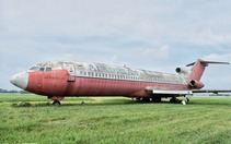 Bên trong máy bay Boeing 727 bị "bỏ rơi" 16 năm tại Nội Bài