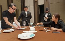 Mang bánh tráng, bún, nước mắm… sang Thái Lan mời khách VIP