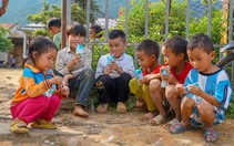 Niềm vui chớm nở của học sinh nghèo Lào Cai