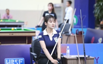 Sheron Li - hot girl billiards Trung Quốc làm các cơ thủ Sài thành mê mẩn