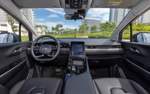 Hyundai Custin 2023 ra mắt, giá bóp nghẹt Toyota Innova trước ngày về Việt Nam