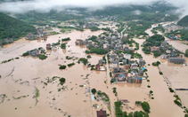 Toàn cảnh bão Haikui đổ bộ Trung Quốc, cơ sở hạ tầng tê liệt