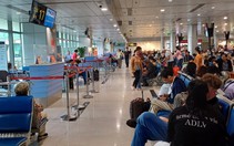 Nhiều người mua nhầm vé máy bay giả, đến giờ ra sân bay mới tá hỏa