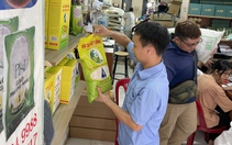 Giá gạo bán lẻ tiếp tục tăng, gạo ST25 Ông Cua lần đầu tăng theo