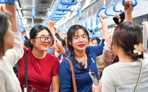 Sử dụng vé điện tử thanh toán khi đi Metro số 1 cách nào?