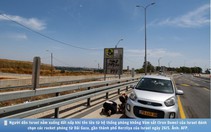 Hình ảnh báo chí 24h: Người dân Israel nằm rạp xuống đường vì Hamas phóng rocket từ Dải Gaza