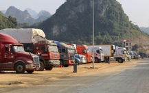 Xe chở hàng lên cửa khẩu Lạng Sơn tăng đột biến
