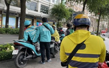 Xe ôm điện của tỷ phú Phạm Nhật Vượng xuất hiện trên đường Sài Gòn