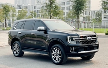 Ford Everest 2023 bán lại, giá bất ngờ                 