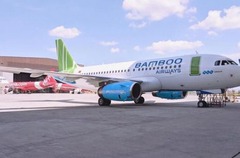 Bamboo Airways buộc phải dừng bay khẩn cấp vì khách mở cửa thoát hiểm