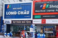 Chuỗi Long Châu góp 50% doanh thu cả năm cho FPT Retail (FRT)