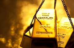 Giá vàng hôm nay 26/7: Vàng thế giới rơi thẳng đứng sau khi bị bán tháo dữ dội