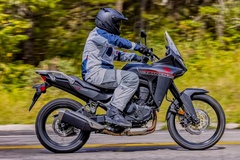 Honda XL750 Transalp 2024 "chào sân" tại thị trường Mỹ, giá 243 triệu đồng