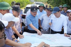 Lãnh đạo TT-Huế yêu cầu quan tâm các vấn đề dân sinh khi mở rộng cao tốc Cam Lộ- La Sơn