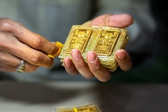 Cập nhật giá vàng hôm nay 26/4: Vàng miếng SJC tăng như "lên đồng", vượt 85 triệu đồng/lượng
