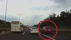 Ô tô đi vào làn dừng khẩn cấp trên cao tốc bị phạt ra sao?