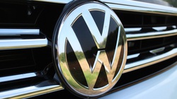 Hãng xe Volkswagen gặp rắc rối lớn, hàng triệu khách hàng phẫn nộ