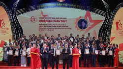 Chủ tịch nước Nguyễn Xuân Phúc kỳ vọng nông dân Việt Nam xuất sắc sẽ thành những doanh nhân tiêu biểu
