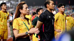 "Madam Pang đừng ném tiền vào bóng đá Thái Lan nữa"