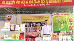 Một nông dân Quảng Bình lập Hợp tác xã trồng nấm làm giàu, còn đi dạy nghề, truyền nghề cho người nghèo