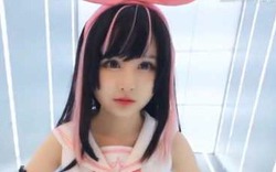 Video Clip: Cô gái cosplay có những biểu cảm cực đáng yêu !