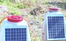 An Giang: Nông dân chế tạo ra máy phun thuốc trừ sâu bằng năng lượng mặt trời 
