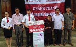 Agribank: Ngân hàng vì cộng đồng năm 2017