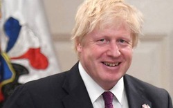 Ứng cử viên hàng đầu cho chức Thủ tướng Anh bất ngờ phải hầu tòa