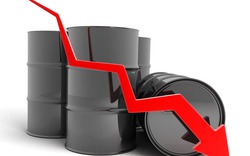 Căng thẳng thương mại tiếp tục đánh tụt giá dầu