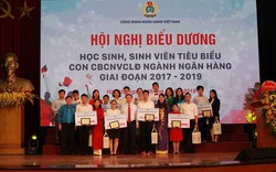 Vinh danh học sinh, sinh viên tiêu biểu con cán bộ ngành ngân hàng