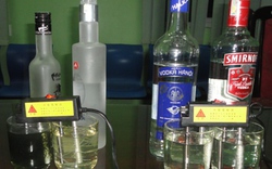 Sự thực nào sau “cuộc chiến” rượu Vodka?