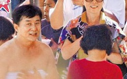 Vợ Jackie Chan bất ngờ đến phim trường cổ vũ chồng