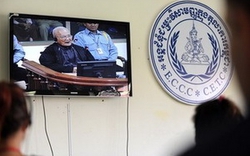 Tòa xử Khmer Đỏ cạn tiền để trả lương nhân viên