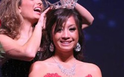 Nữ sinh viên gốc Việt đăng quang Miss San Diego 2012