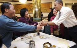 Obama bất ngờ ăn trưa trên phố người Hoa