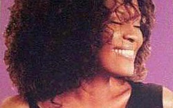 Whitney Houston: Không có lễ tang, chỉ có sự trở về