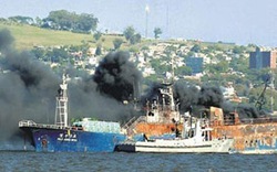 Cháy tàu, 2 thuyền viên Việt Nam tử nạn ở Uruguay