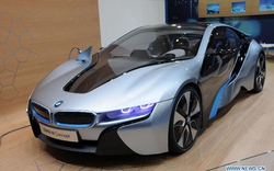 Ngắm siêu xe trong triển lãm ô tô Geneva 2012