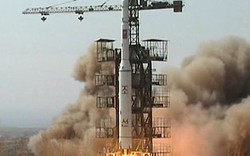 Bình Nhưỡng bắt đầu nạp nhiên liệu cho tên lửa
