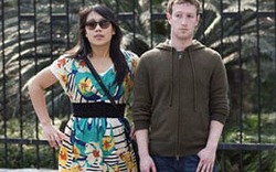 Tung hỏa mù ở VN, CEO Facebook dạo Trung Quốc