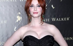 Những pha &#34;bức tử&#34; vòng một nghẹt thở của Christina Hendricks