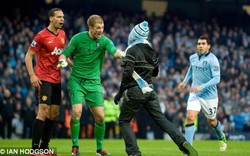 Án tù treo cho kẻ tấn công Ferdinand ở derby Manchester
